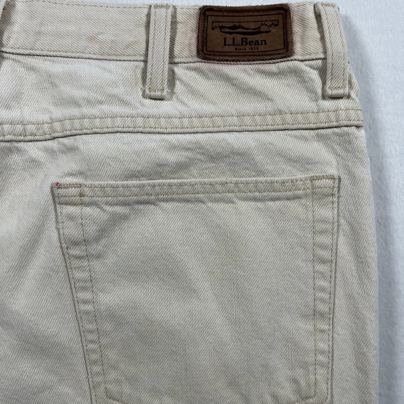 LL Bean Classic Fit Beige Denim Jeans Mens Size 35x34 100% Cotton - Picture 2 of 9